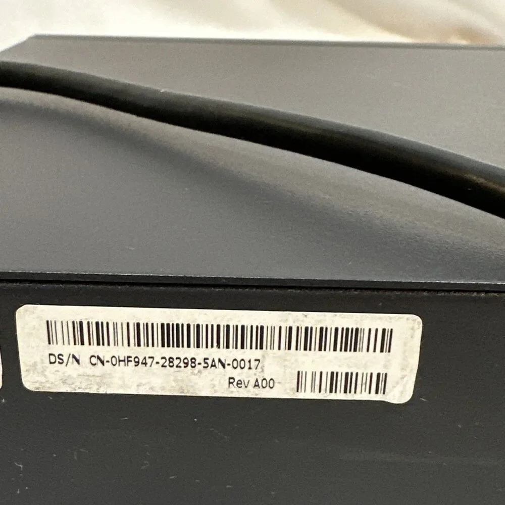 Dell PowerConnect 2224 24-Port 10/100 Mbps Gigabit Switch +Cord